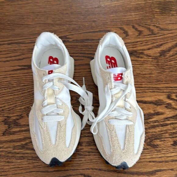 New Balance 327 COLOR
Angora/Sea Salt - Picture 4 of 8